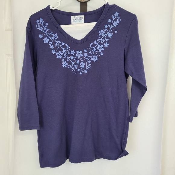 (1651) Sawyer Creek Studio Woman's Long Sleeve Pullover Blouse,Size: Medium Blue - Picture 1 of 16